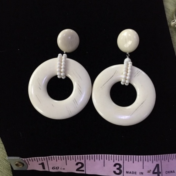 Stunning Vintage Earrings with beads RARE - Picture 1 of 3
